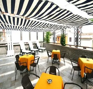 Hermitage Hotel 3*